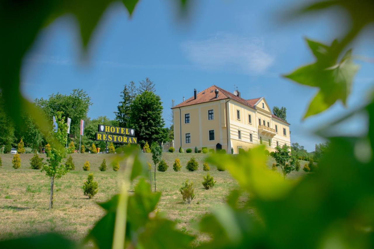 Hotel & Restoran Dvorac Gjalski Zabok Dış mekan fotoğraf