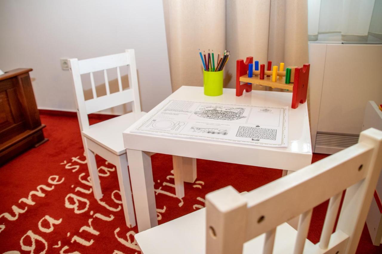 Hotel & Restoran Dvorac Gjalski Zabok Dış mekan fotoğraf