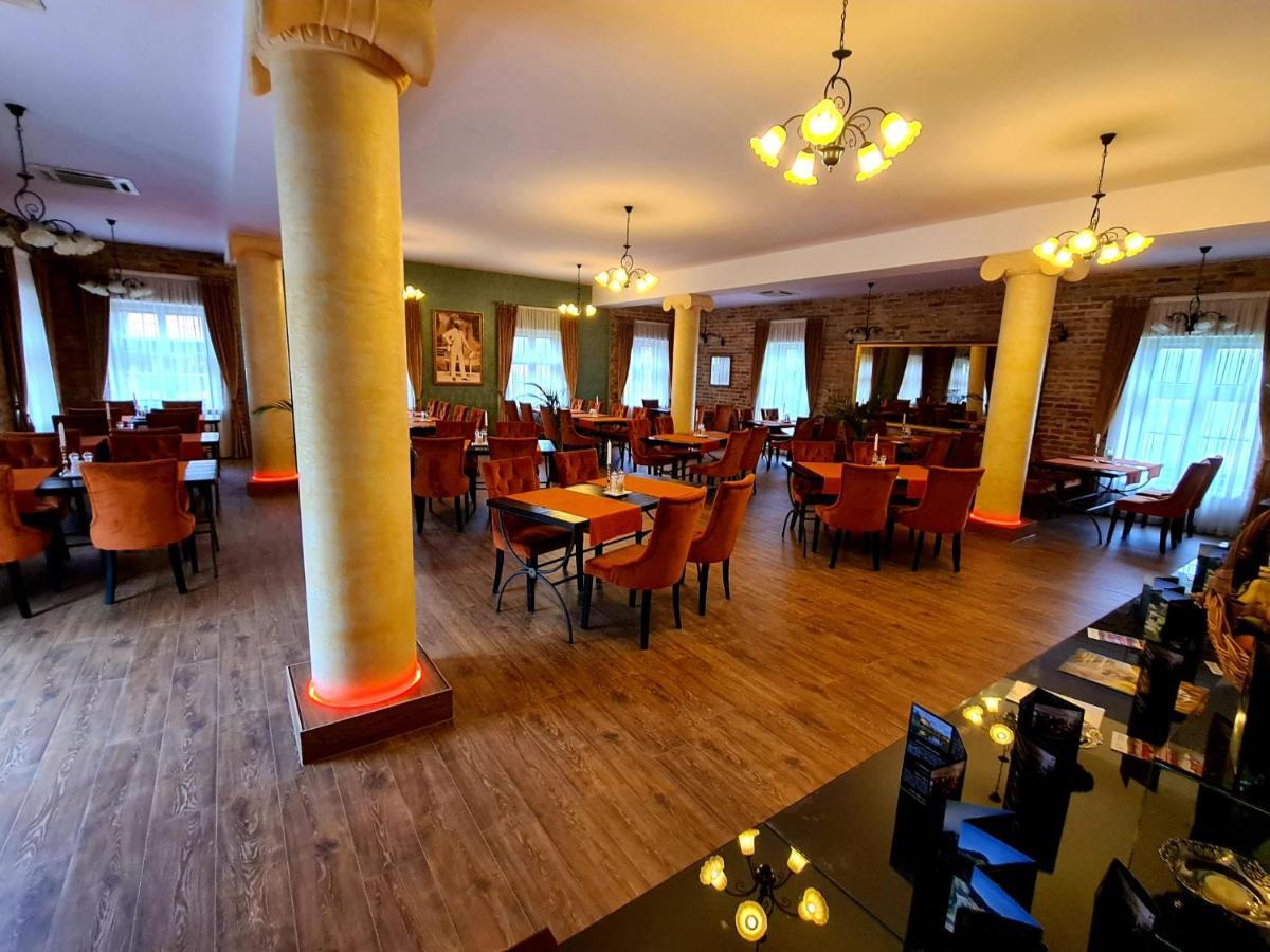 Hotel & Restoran Dvorac Gjalski Zabok Dış mekan fotoğraf
