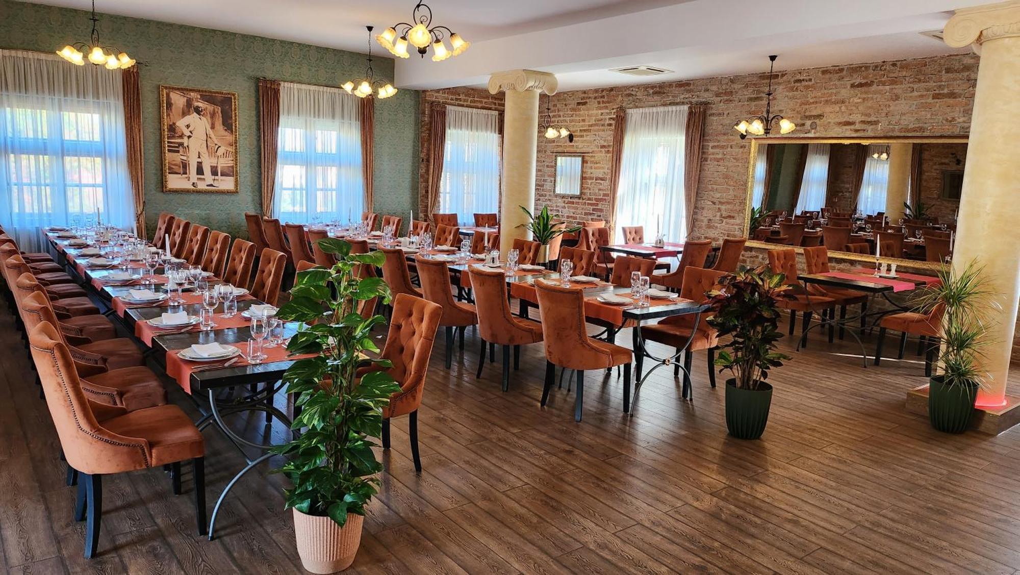 Hotel & Restoran Dvorac Gjalski Zabok Dış mekan fotoğraf